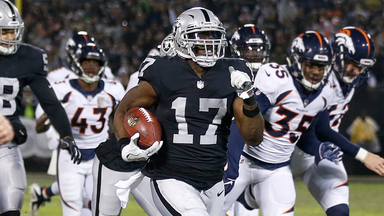 Watch: Raiders' Dwayne Harris tricks Broncos on 99-yard TD return 