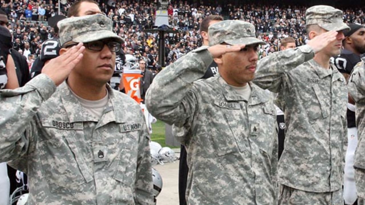Jets Players React to Special Camouflage Salute to Service