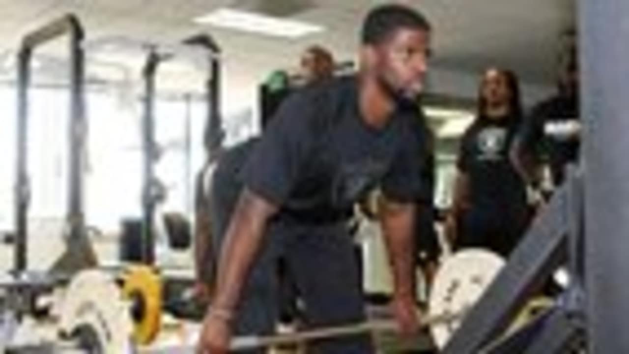 Get to Know Reggie Smith