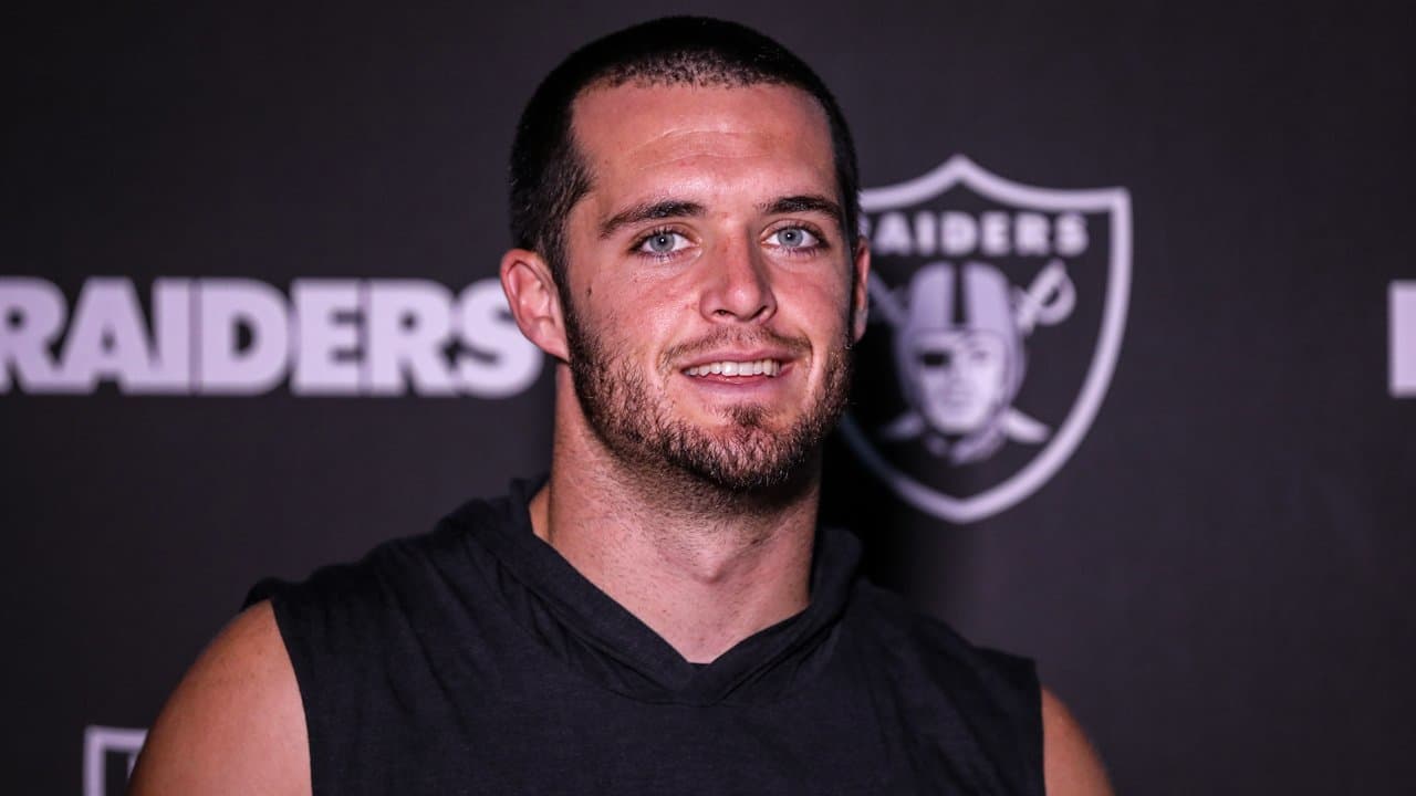 Derek Carr Looks Toward Week 7 Against Kansas City