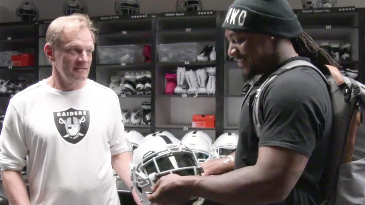 WATCH: Charles Woodson has special message for Oakland Raiders' Lynch