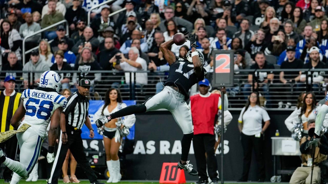 Davante Adams INSANE catch on deep ball sets the Raiders up to tie the game  