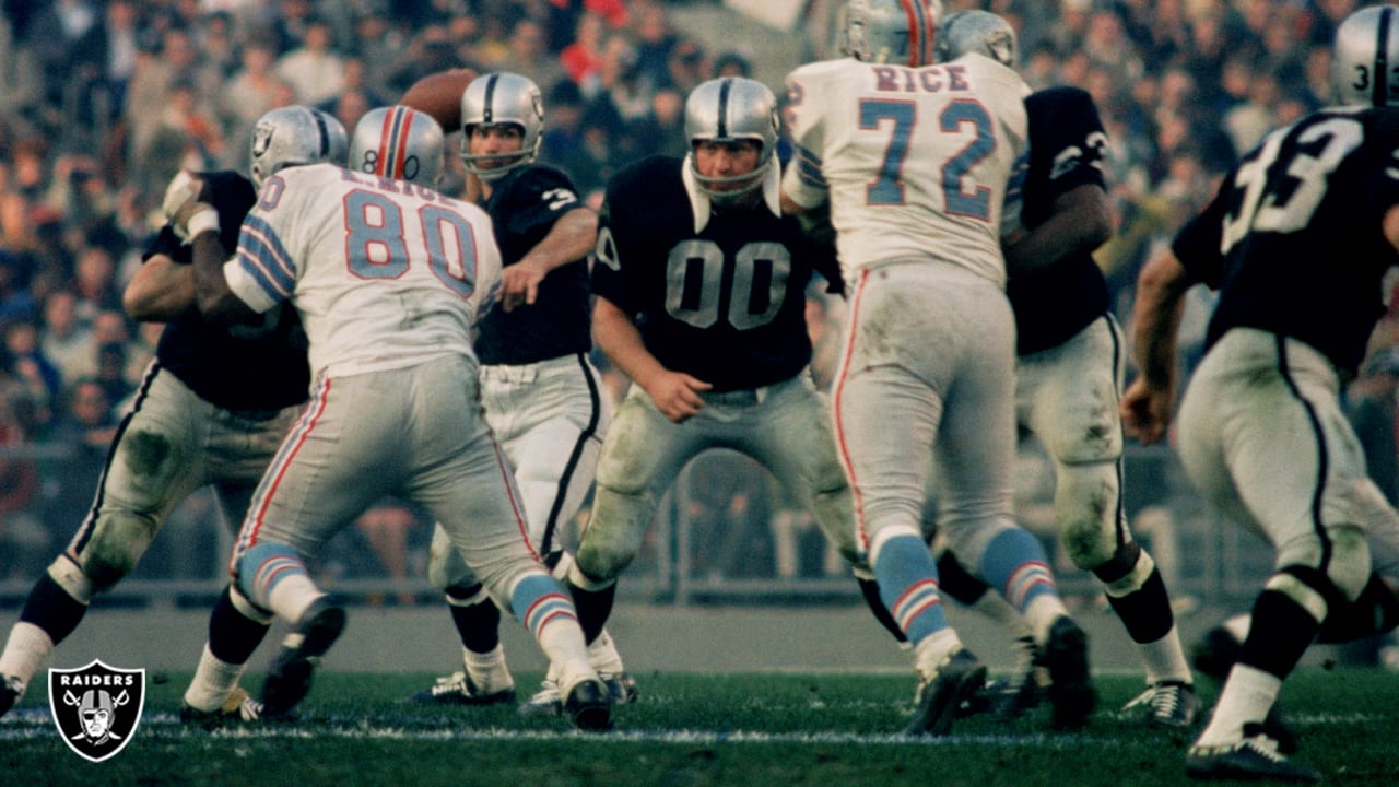 Raiders news: Center Jim Otto honored as all-time great - Silver And Black  Pride