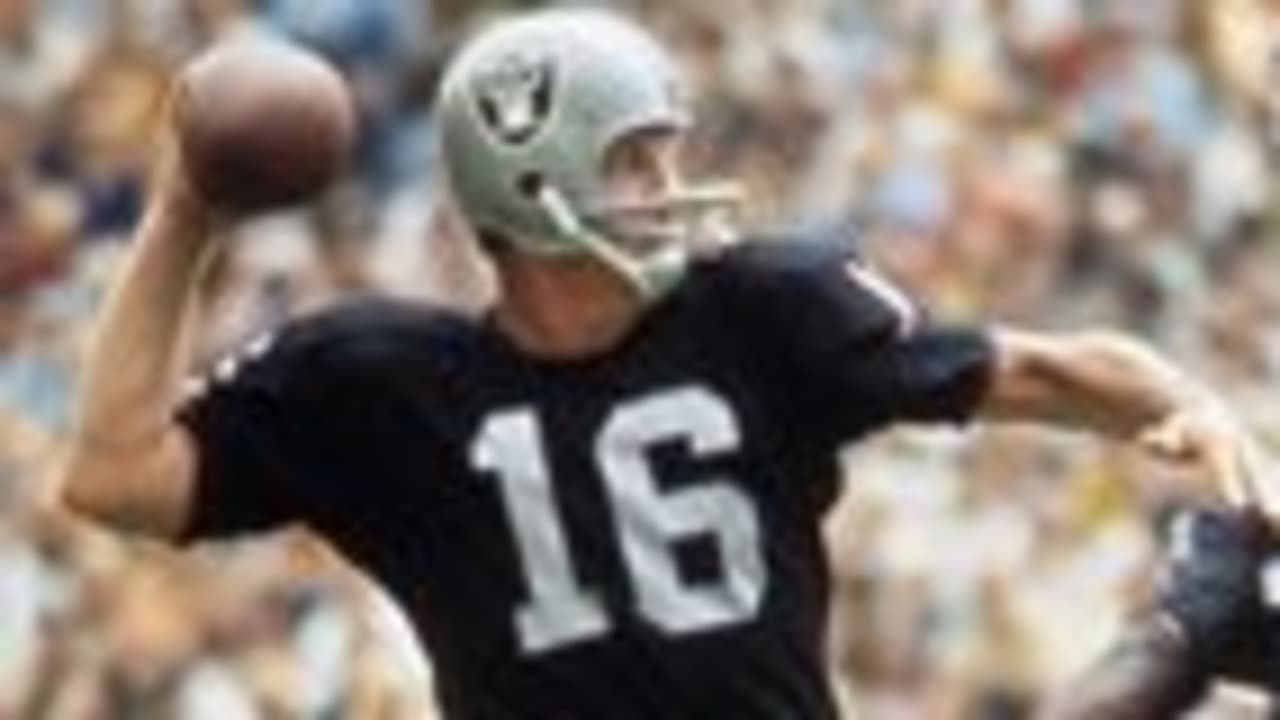 George Blanda: Quarterback, Kicker, AFL/NFL Legend - HowTheyPlay