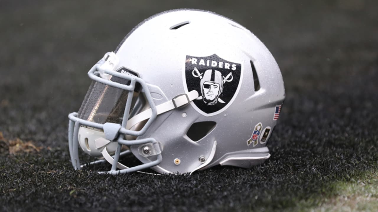 Raiders Finalize Coaching Staff