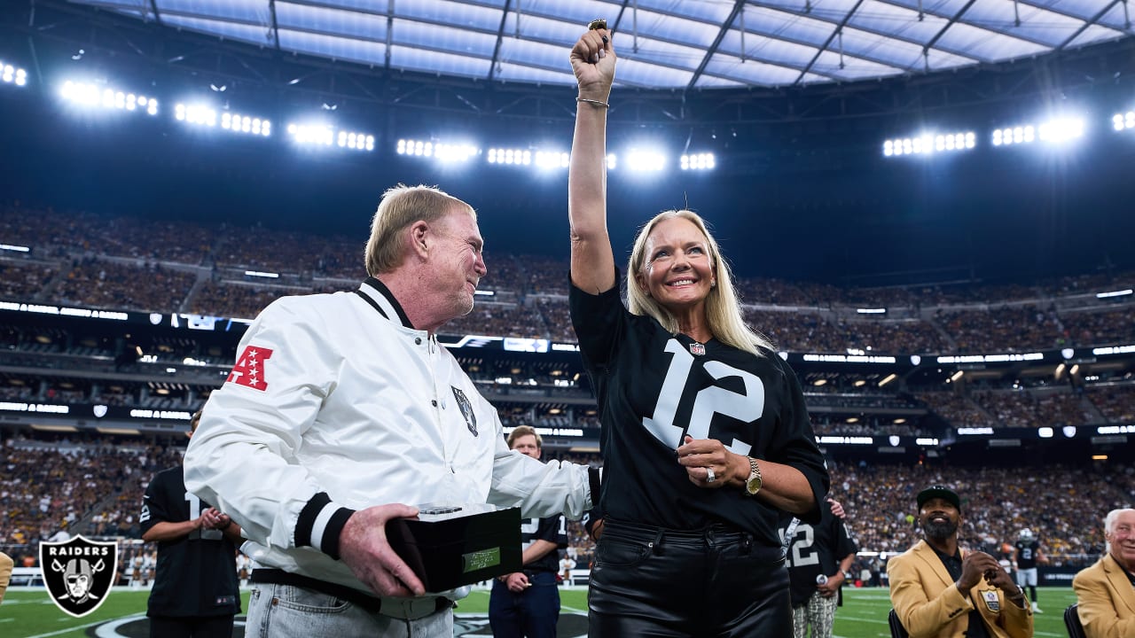 Kendra Moyes Stabler, daughter of the late great Ken Stabler, is receiving  his Pro Football Hall of Fame Ring of Excellence tonight at our…