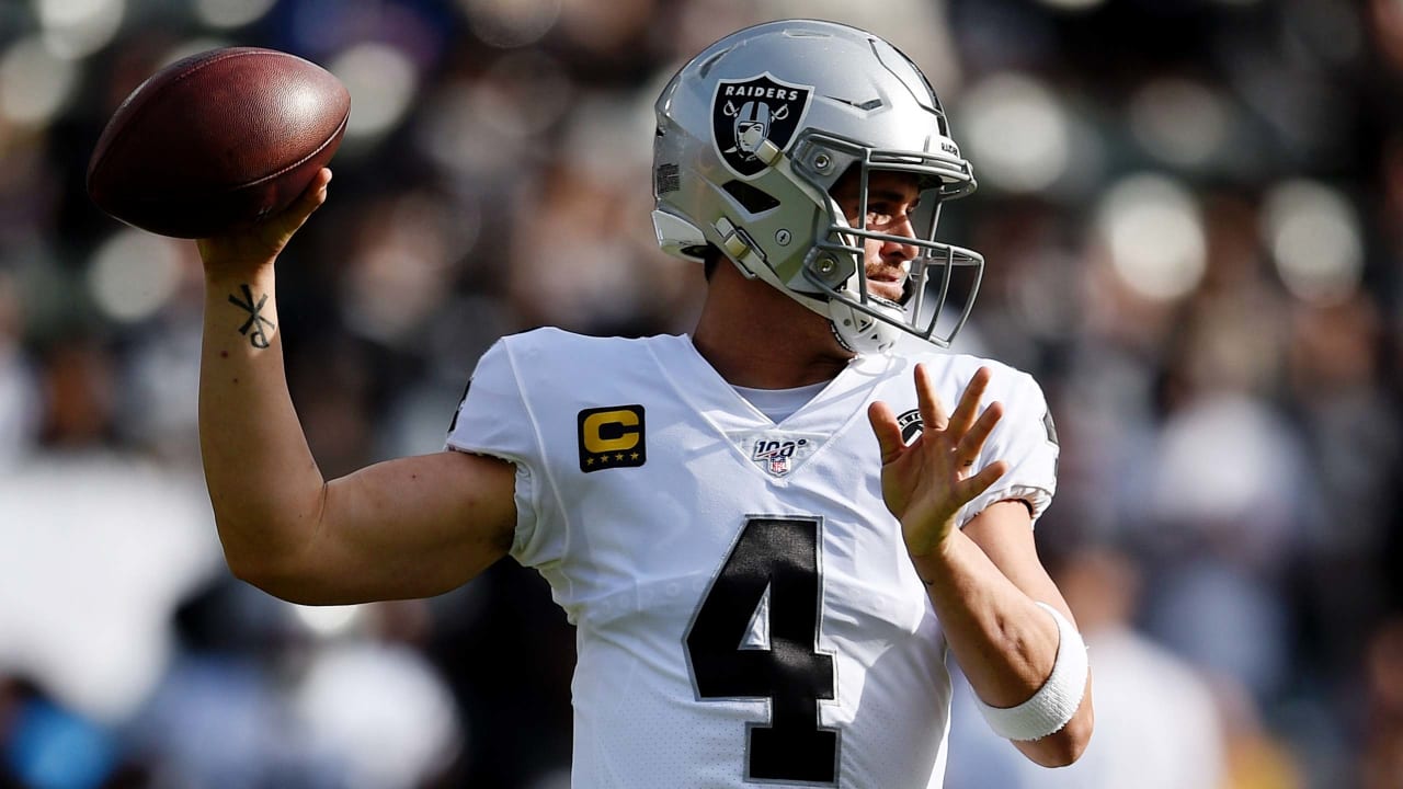 Carr Hits Williams In Stride For 43 Yards