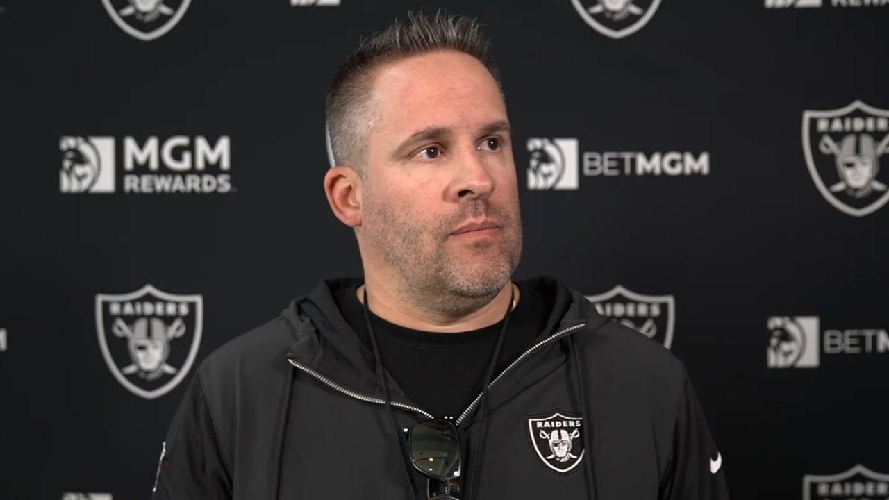 Raiders news: Maxx Crosby excited by young defensive teammates for 2023 -  Silver And Black Pride