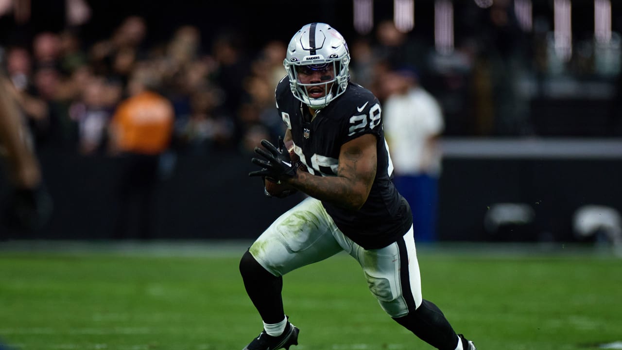 Raiders: Running back targets if Josh Jacobs sits out 2023