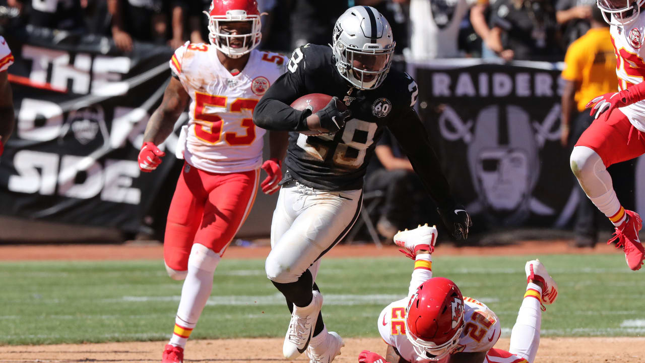 Raiders' Josh Jacobs plays against Chiefs after trying week, Raiders News