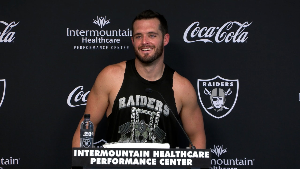 Derek Carr mic'd up at 2022 Training Camp: 'My pink jersey has