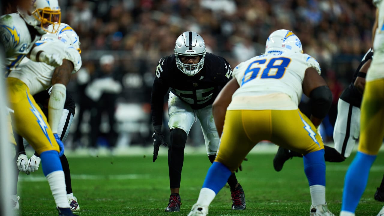 The Raiders honored Charles Woodson with a special trick play, a