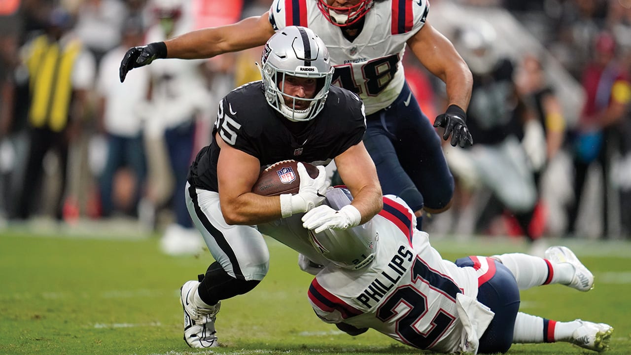 NFL results 2022, New England Patriots intercept pass to lose to Las Vegas  Raiders video