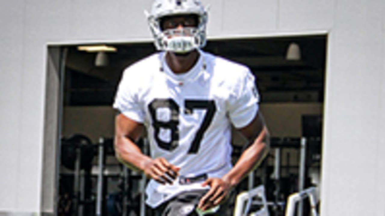 The return of Michael Crabtree - Silver And Black Pride