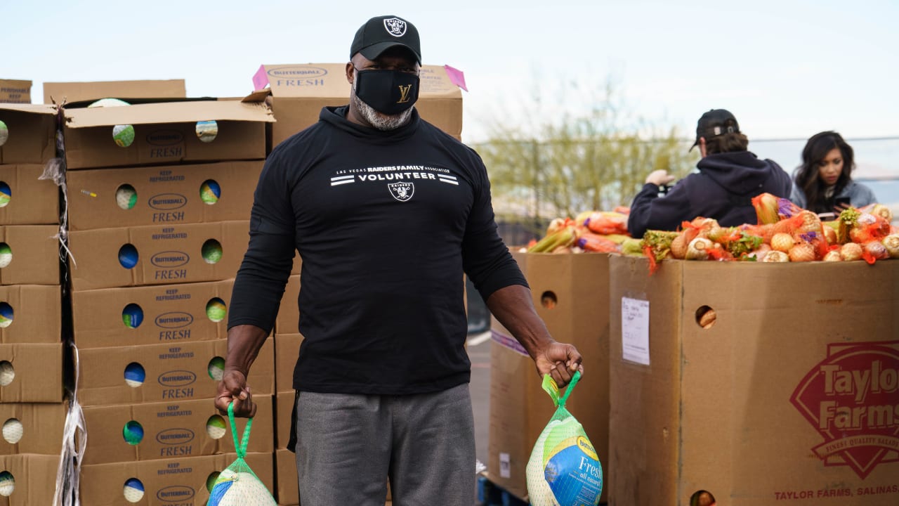 Raiders to host free Thanksgiving meal box giveaway Tuesday at Allegiant  Stadium