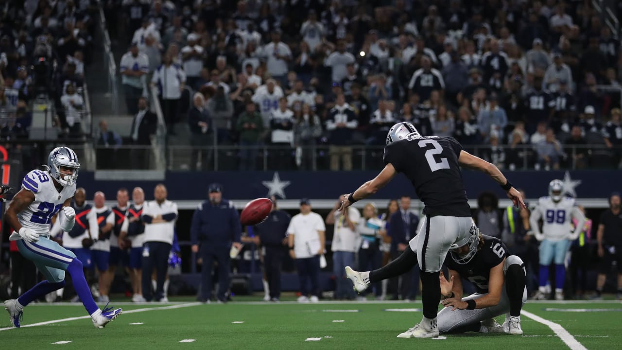 NFL Thanksgiving: Las Vegas Raiders kick field goal at Dallas Cowboys to  clinch overtime win - BBC Sport