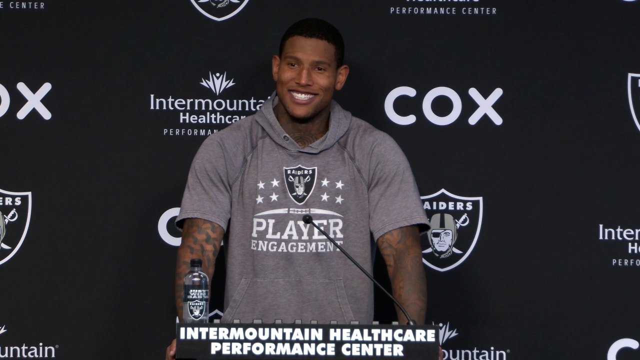 Raiders' Darren Waller tries to recap whirlwind month: 'We just have to  keep moving forward'