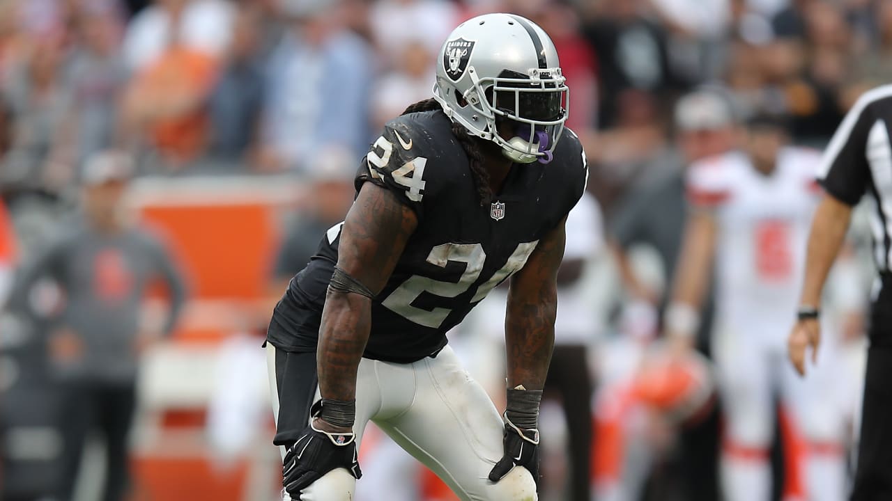 Oakland Raiders running back Marshawn Lynch (24) during the first half of  an NFL preseason football game against the Los Angeles Rams in Oakland,  Saturday, Aug. 19, 2017. (AP Photo/Rich Pedroncelli)