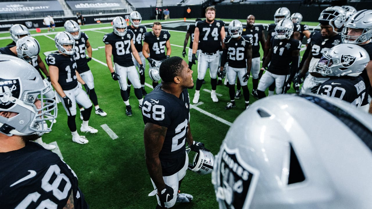 Best of Mic'd Up From the Las Vegas Raiders' 2021 Season