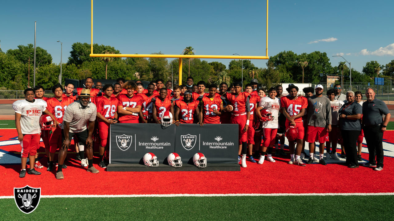 Raiders donate helmets to Las Vegas youth