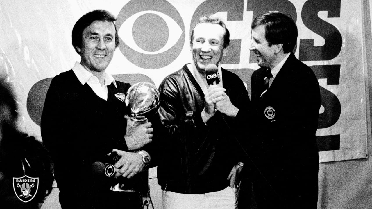 Coach Tom Flores, a Living Legend - Nuestro Stories