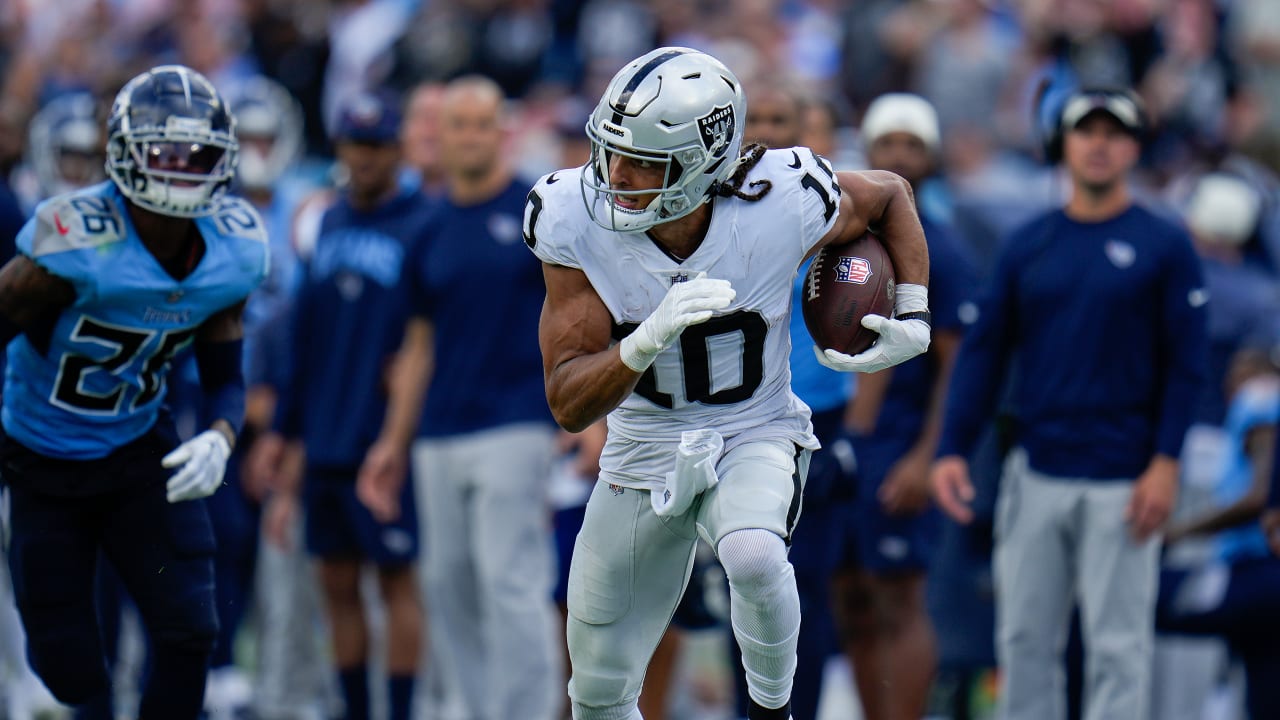 Mack Hollins's huge catches, career day gives Raiders chance late vs Titans