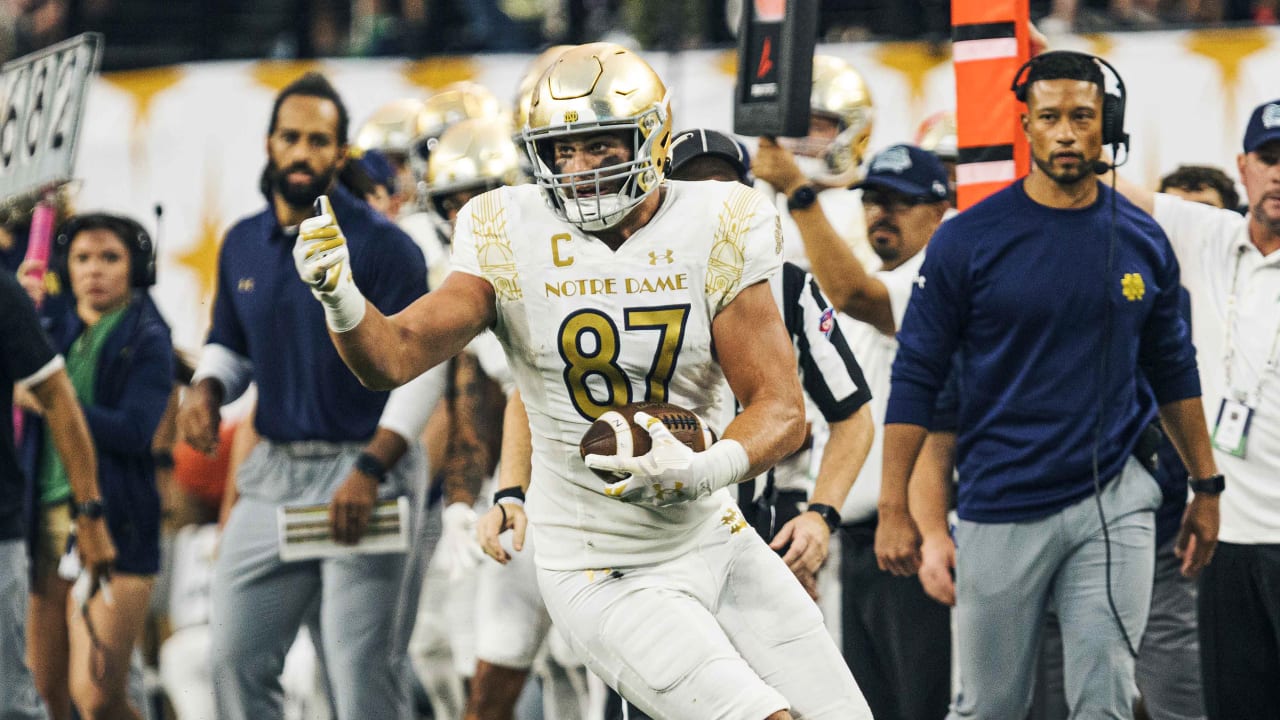 2023 NFL draft second round Notre Dame TE Michael Mayer awaits pick