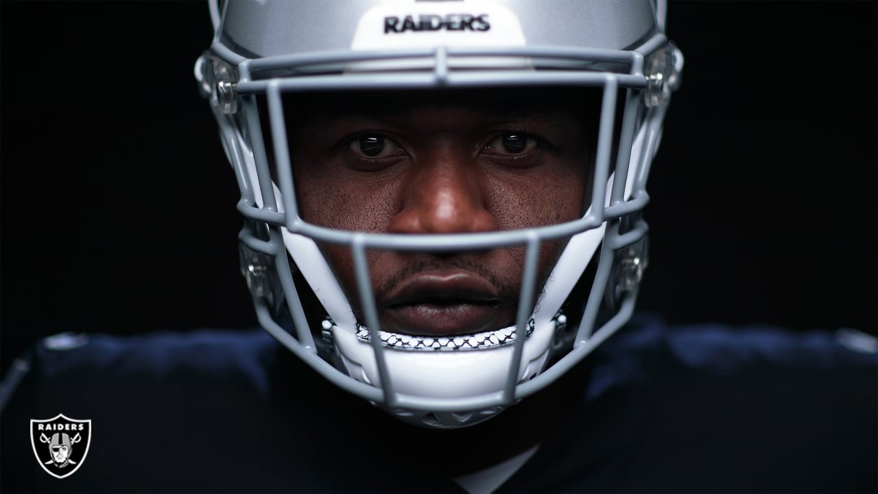 Raiders LB Divine Deablo wearing green dot in practice…