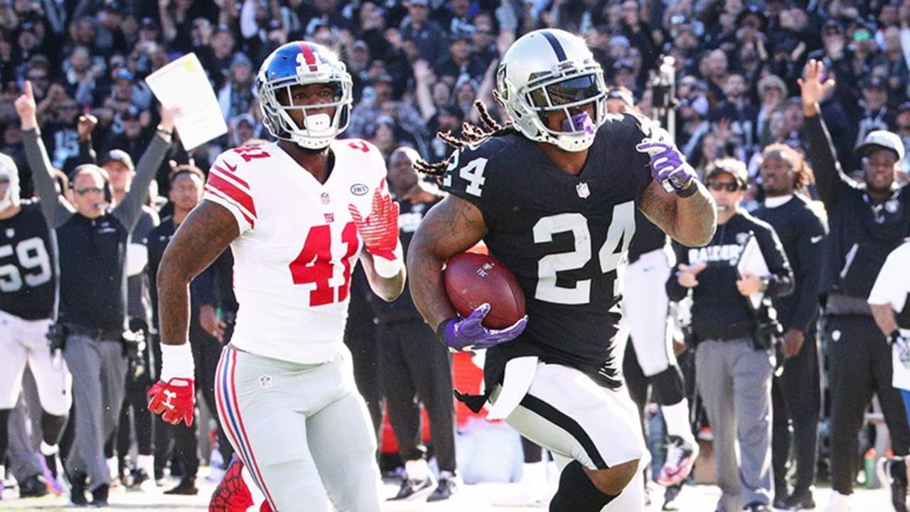 Raiders Offensive Line Sets Tone Early In Win Over New York Giants