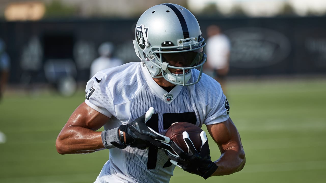 Best slo-mo shots from Week 2 of Raiders 2022 Training Camp