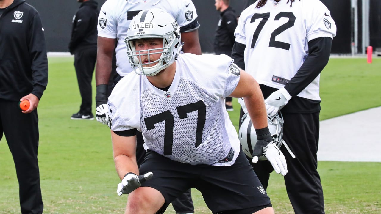 Raiders' Kolton Miller, Brandon Parker put rookie seasons in past