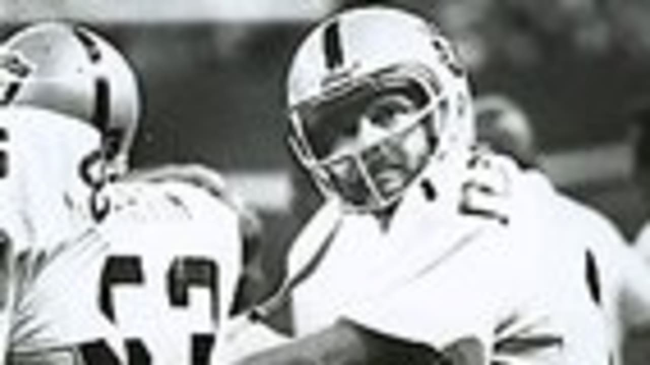 Raiders-Cowboys viewing guide: Game time, TV schedule, online streaming,  announcers, odds, more - Silver And Black Pride