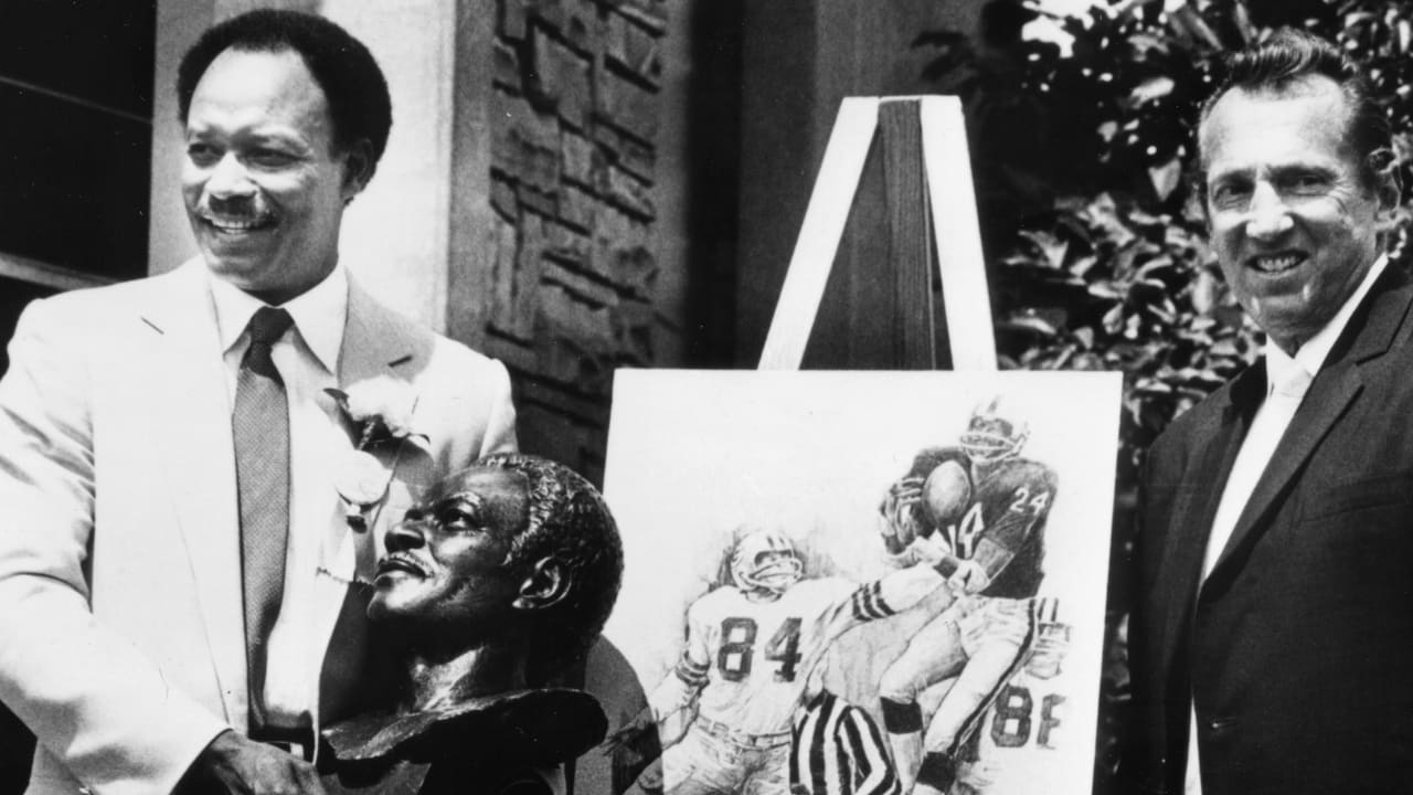 Hall of Fame Story - Willie Brown