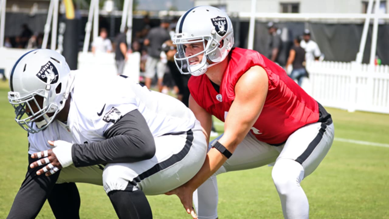 Fresno State to retire Derek Carr's jersey at Bulldogs' 2017 home opener -  Fresno State