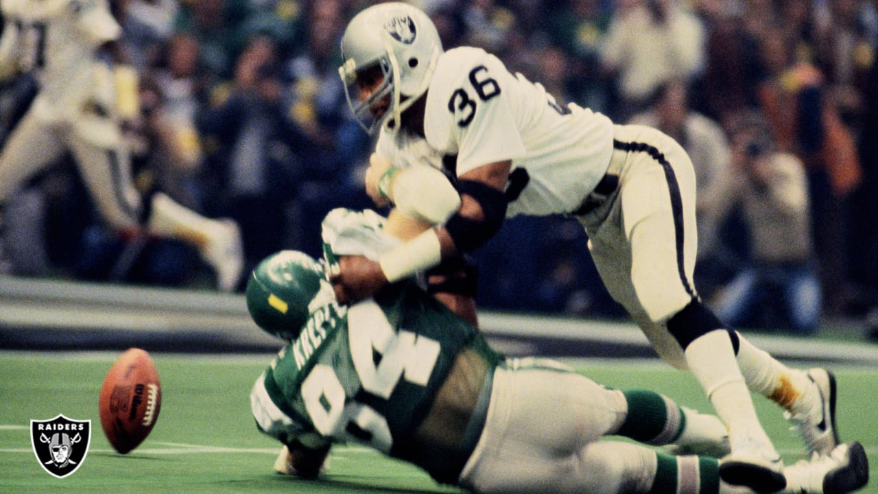 Remember when the Eagles played the Raiders in Super Bowl XV