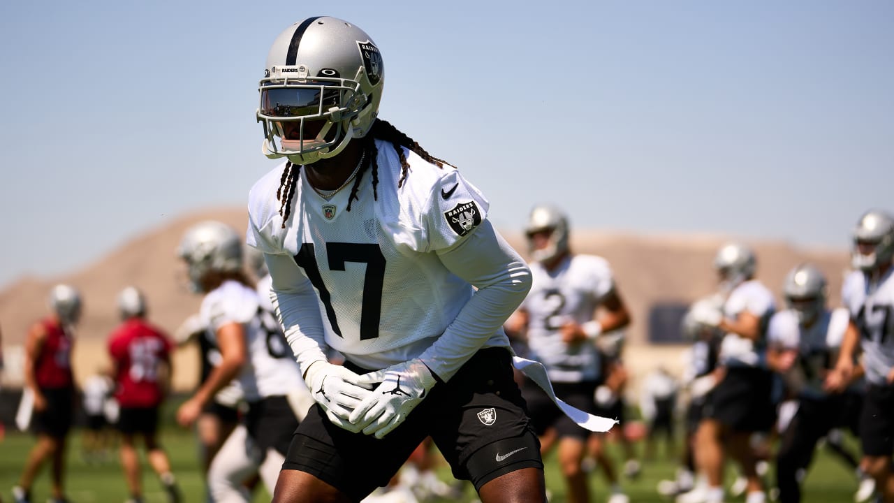 Raiders news: Davante Adams can make history - Silver And Black Pride