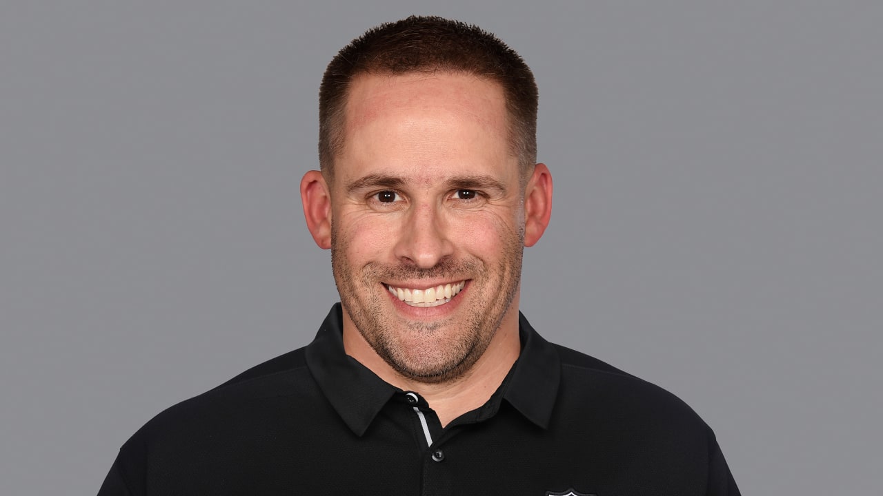 Josh McDaniels