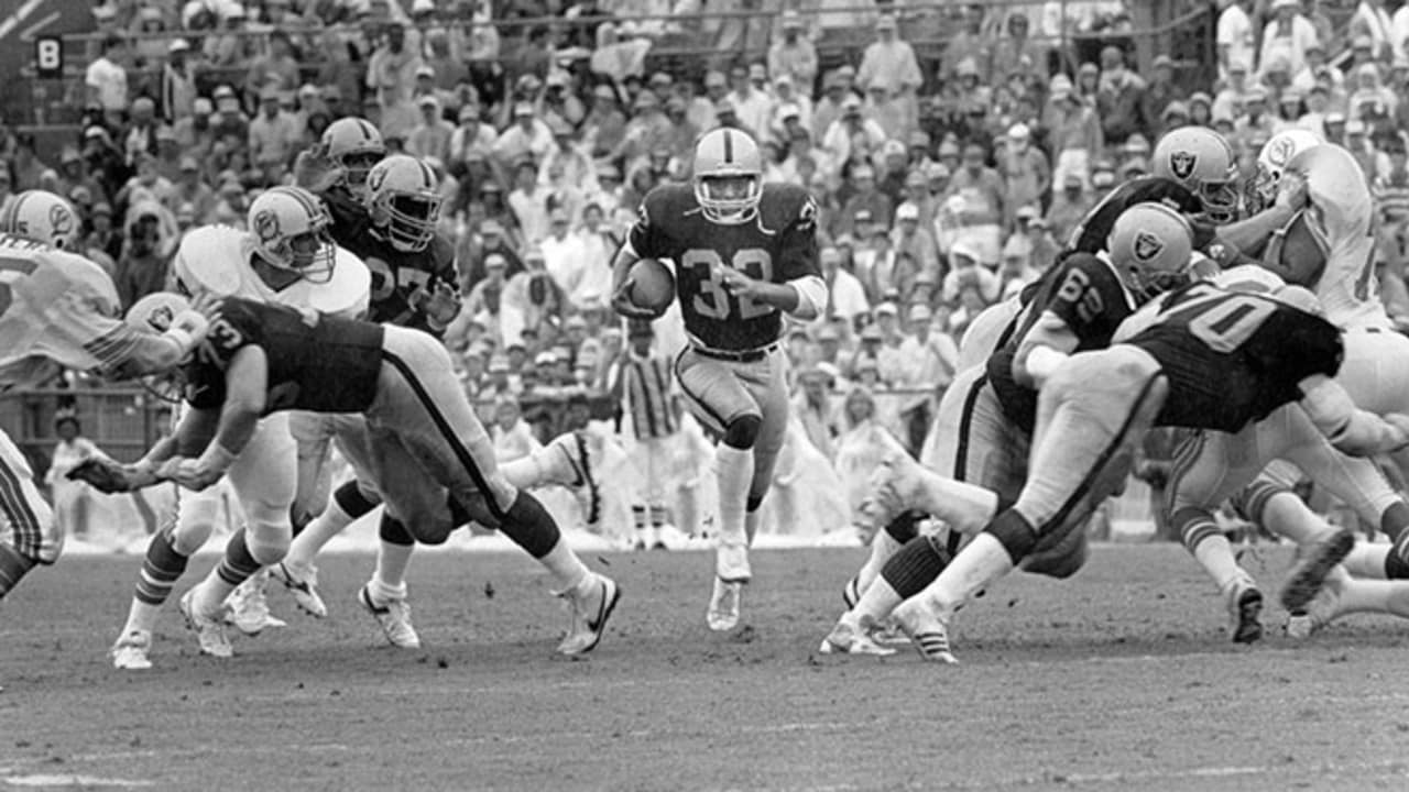 Today in Pro Football History: 1971: Dolphins Defeat Colts in Key AFC East  Battle