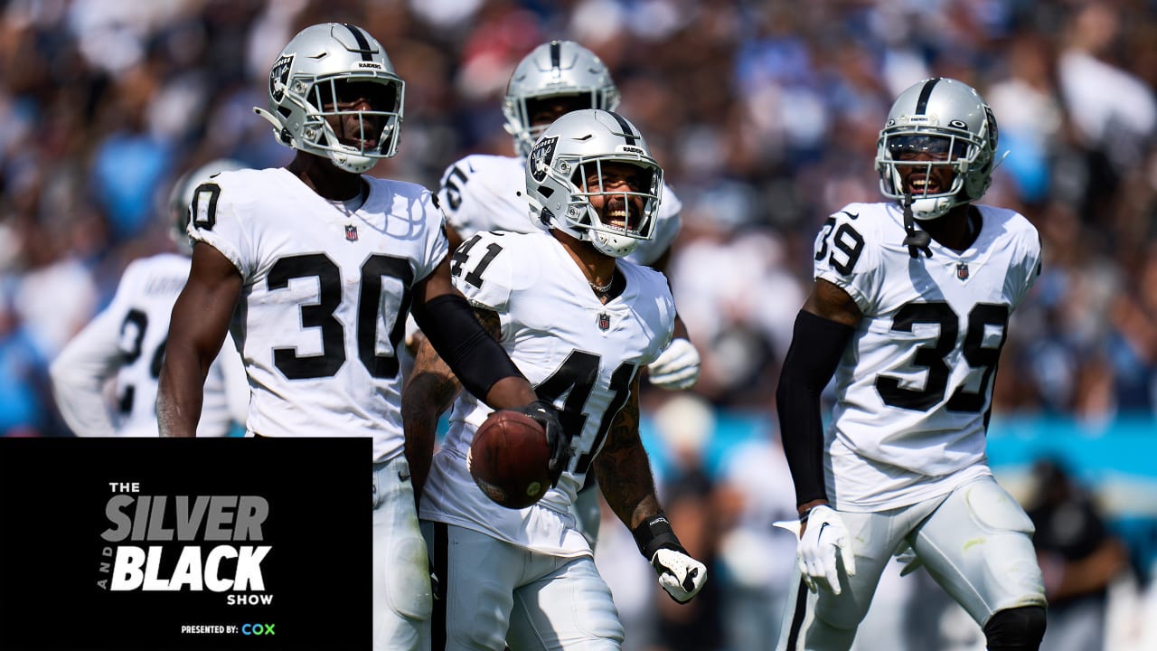 Safety Duron Harmon of the Las Vegas Raiders breaks up a pass to