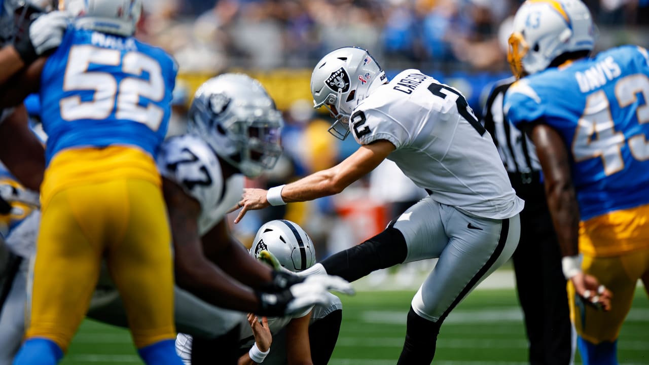 Daniel Carlson's field goal lifts Raiders over Chargers with playoff spot  on line – The Denver Post