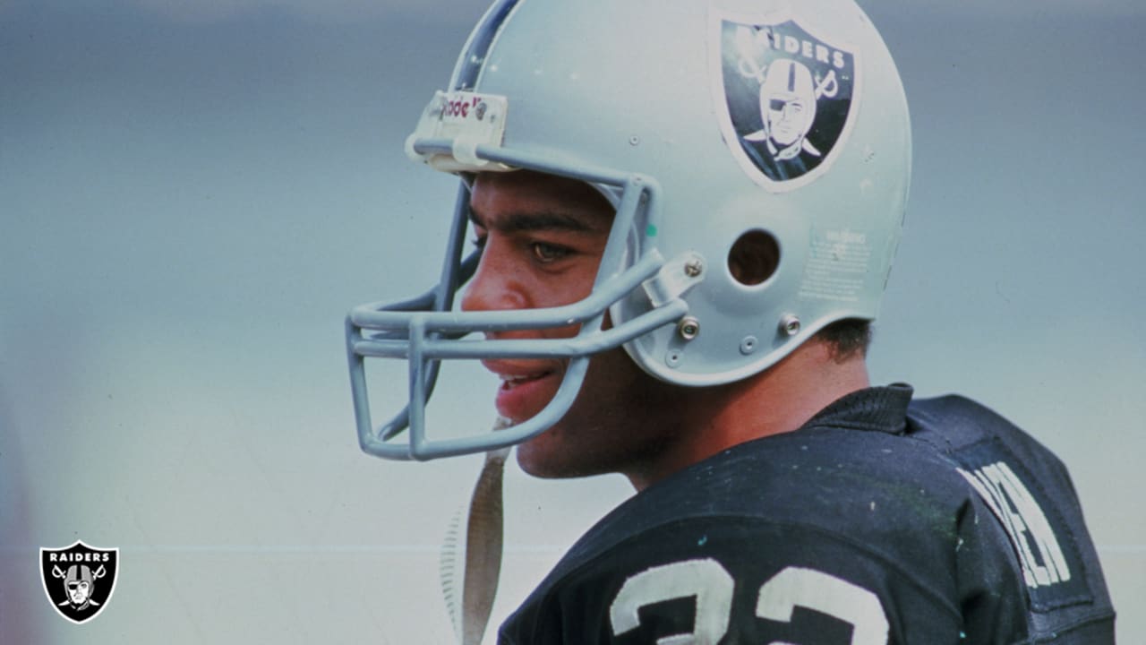 The Story of Marcus Allen's Journey from the Raiders to the Chiefs 