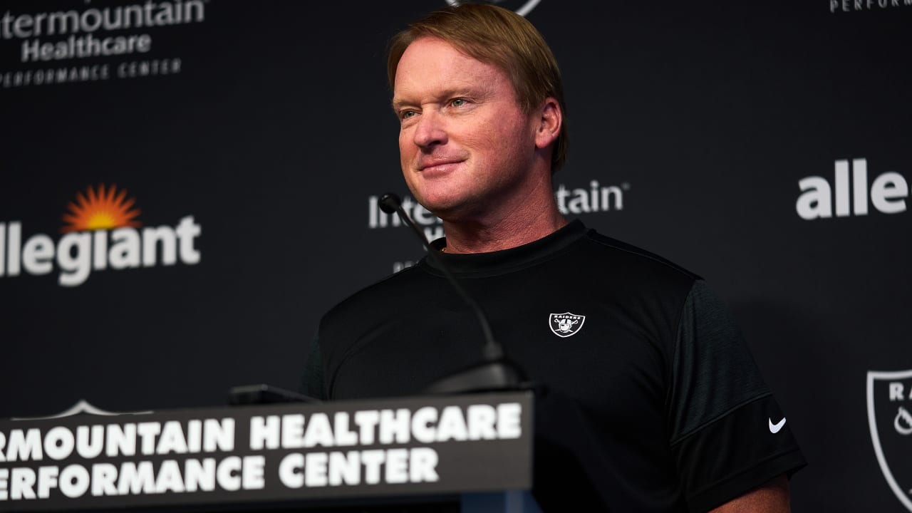 Jon Gruden Reacts To Viral Raiders Hat Moment - The Spun