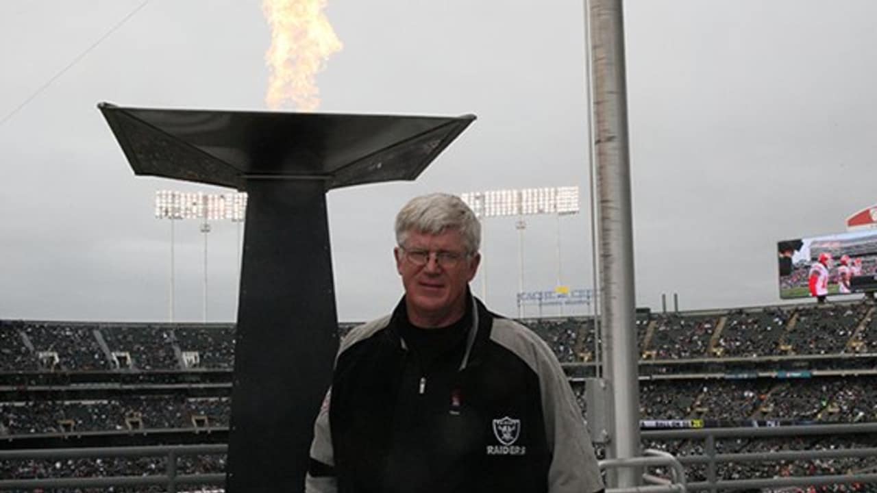 Dave Casper Lights Torch in Honor of Al Davis