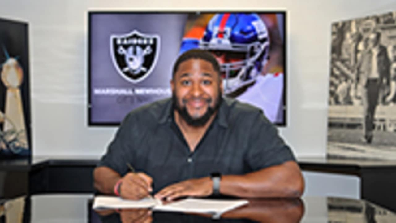 Raiders Sign OL Marshall Newhouse