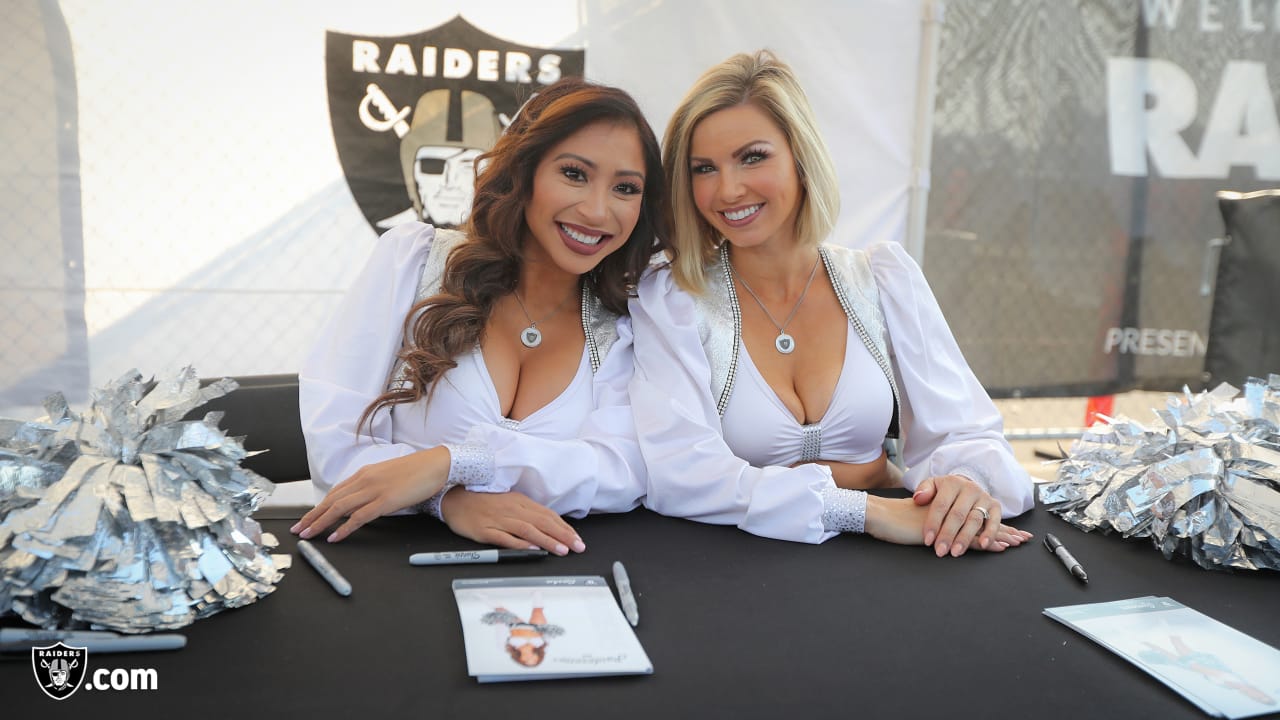 Sights of the Game: Raiderettes vs. Chargers