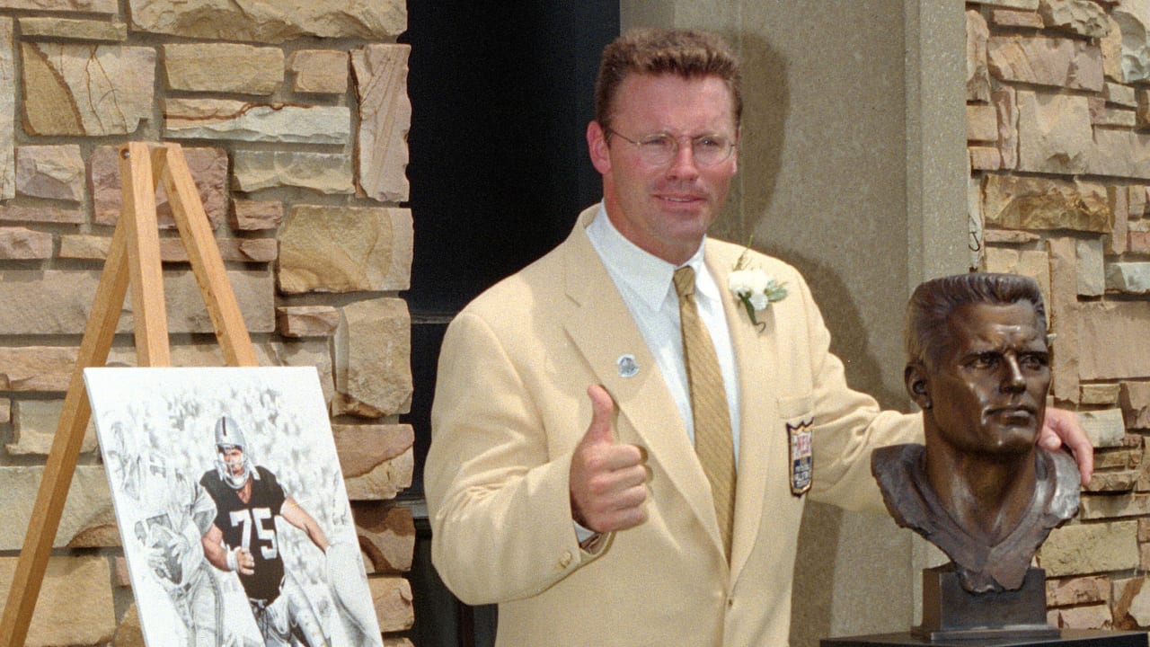 Hall of Fame Story - Howie Long