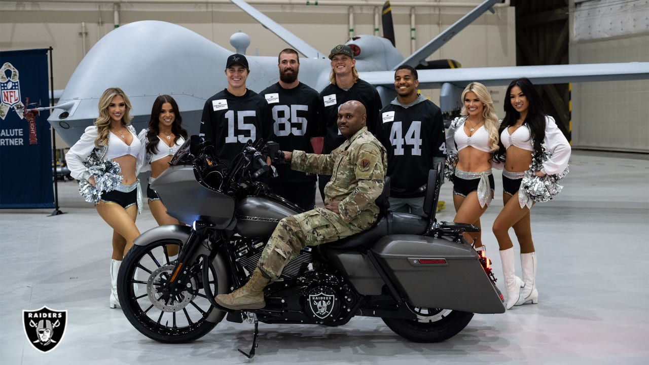 Raiders and USAA Visit Nellis Air Force Base for Salute to Service