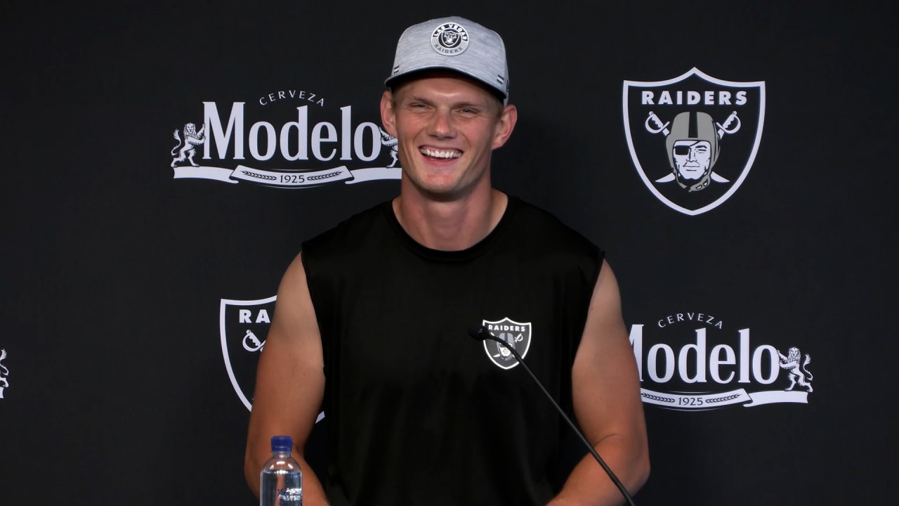 Raiders kicker too good at football, loses to himself in fantasy