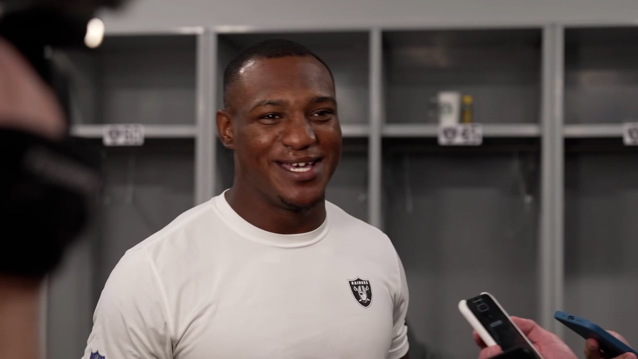 WATCH: Raiders RB Zamir White scores first TD of preseason