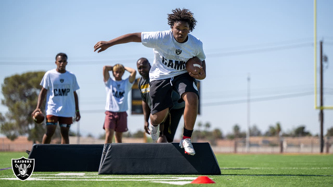 Las Vegas Raiders surprise Bonanza High School football team with